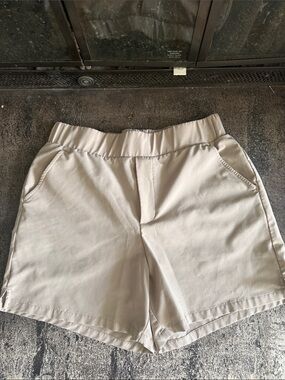 tek gear High-Waist Cream Elastic Waist Shorts